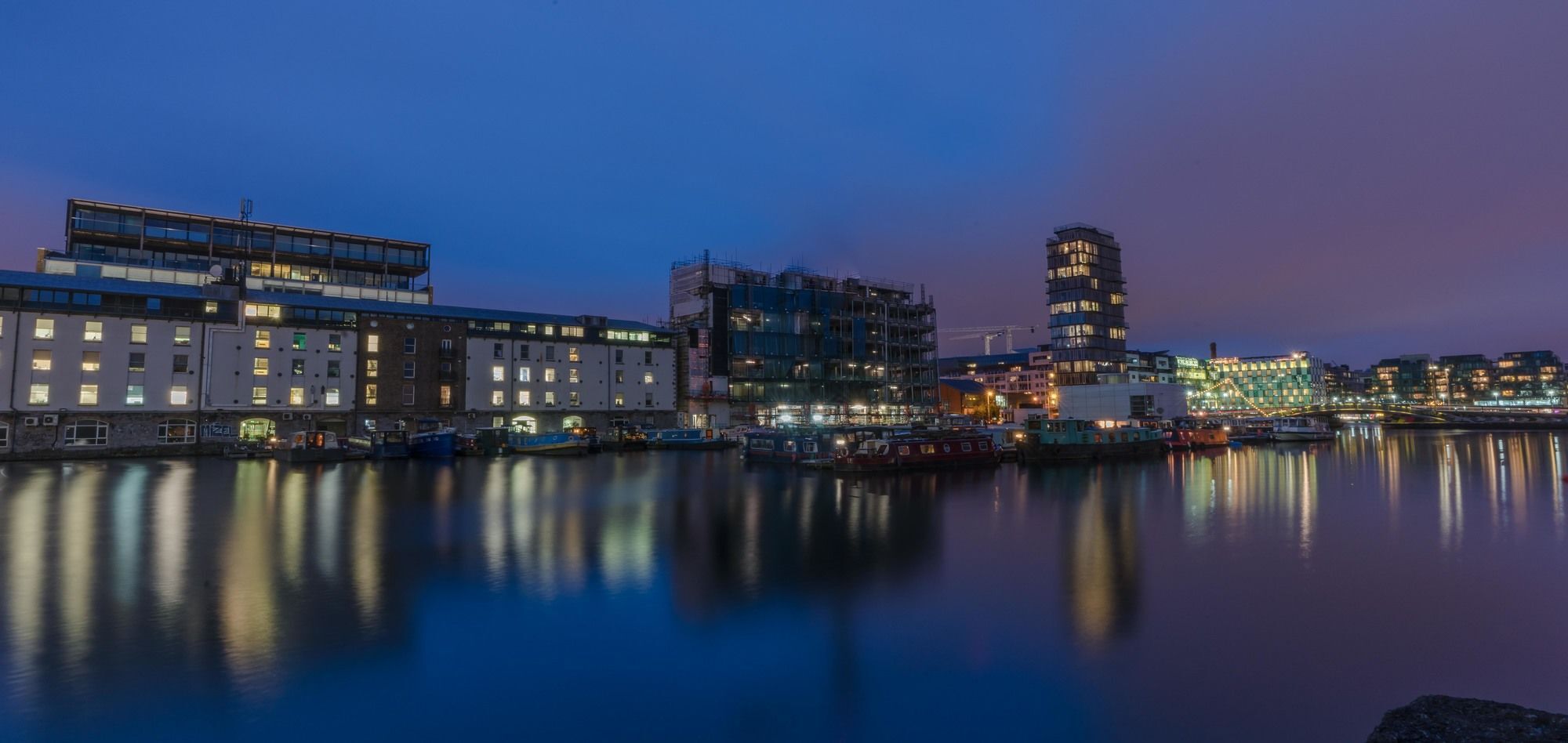 The Grand Canal Dock Apartment Dublin Exterior photo